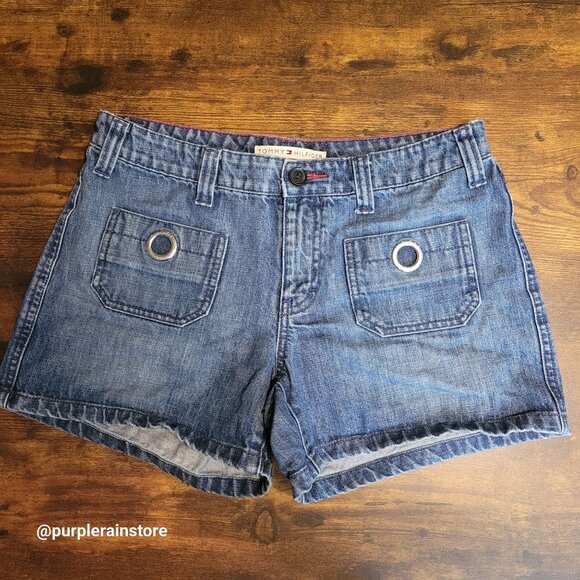 Vtg Tommy Hilfiger Shorts Sz 6 Grommet Pockets Mid Rise Medium Light Wash Y2K - Picture 1 of 11